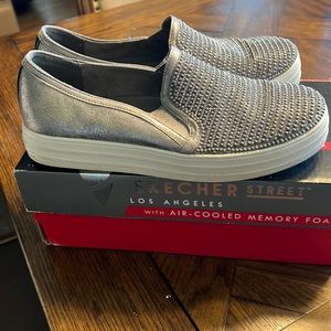 Sketchers street memory foam